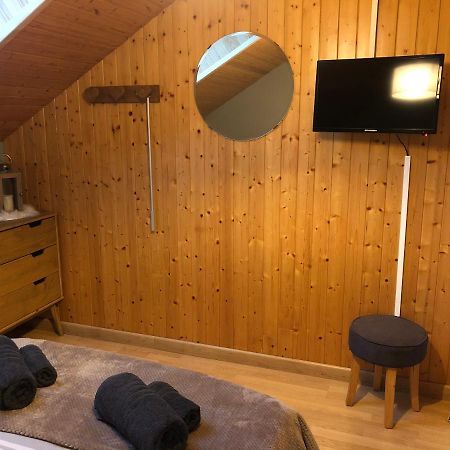 Charmant Appartement 2-4 Personnes Entre Annecy Et Aravis Thônes Esterno foto