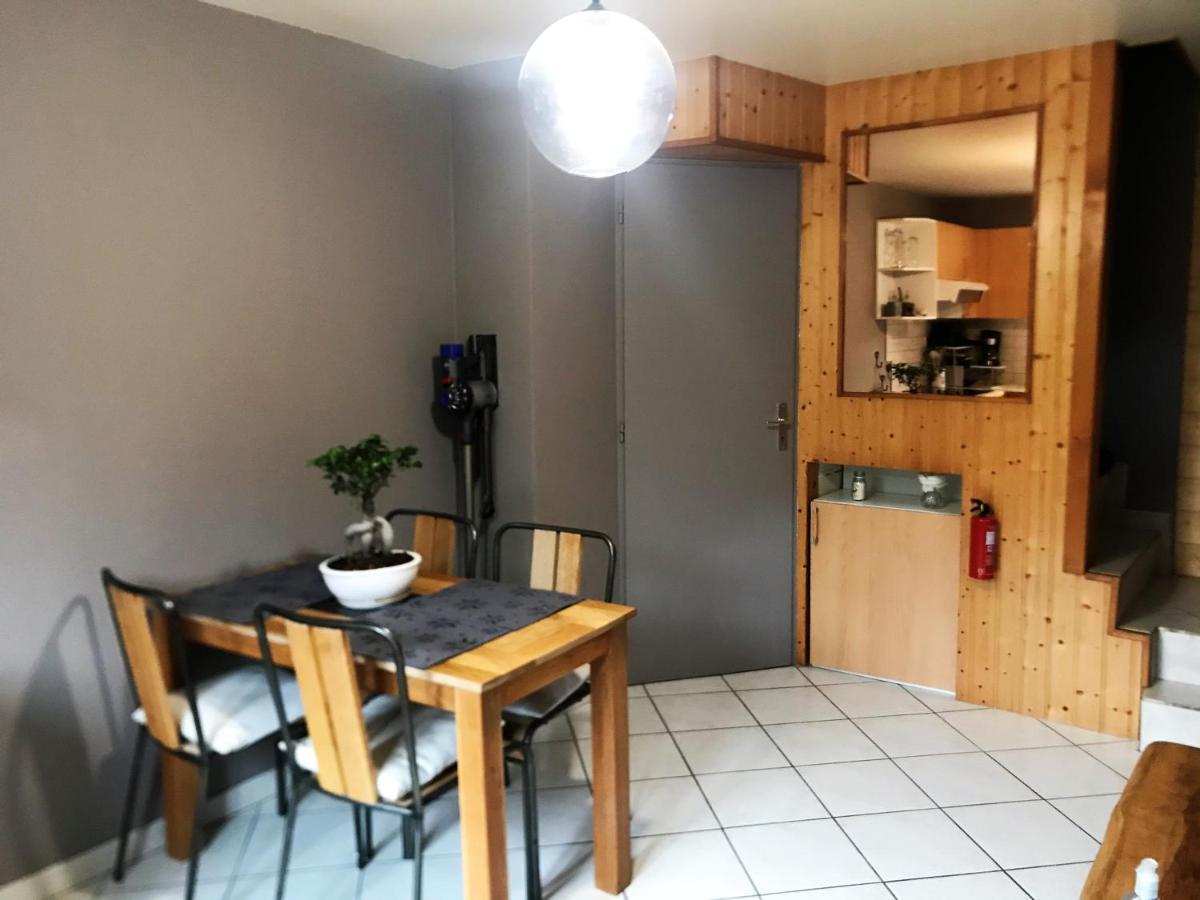Charmant Appartement 2-4 Personnes Entre Annecy Et Aravis Thônes Esterno foto