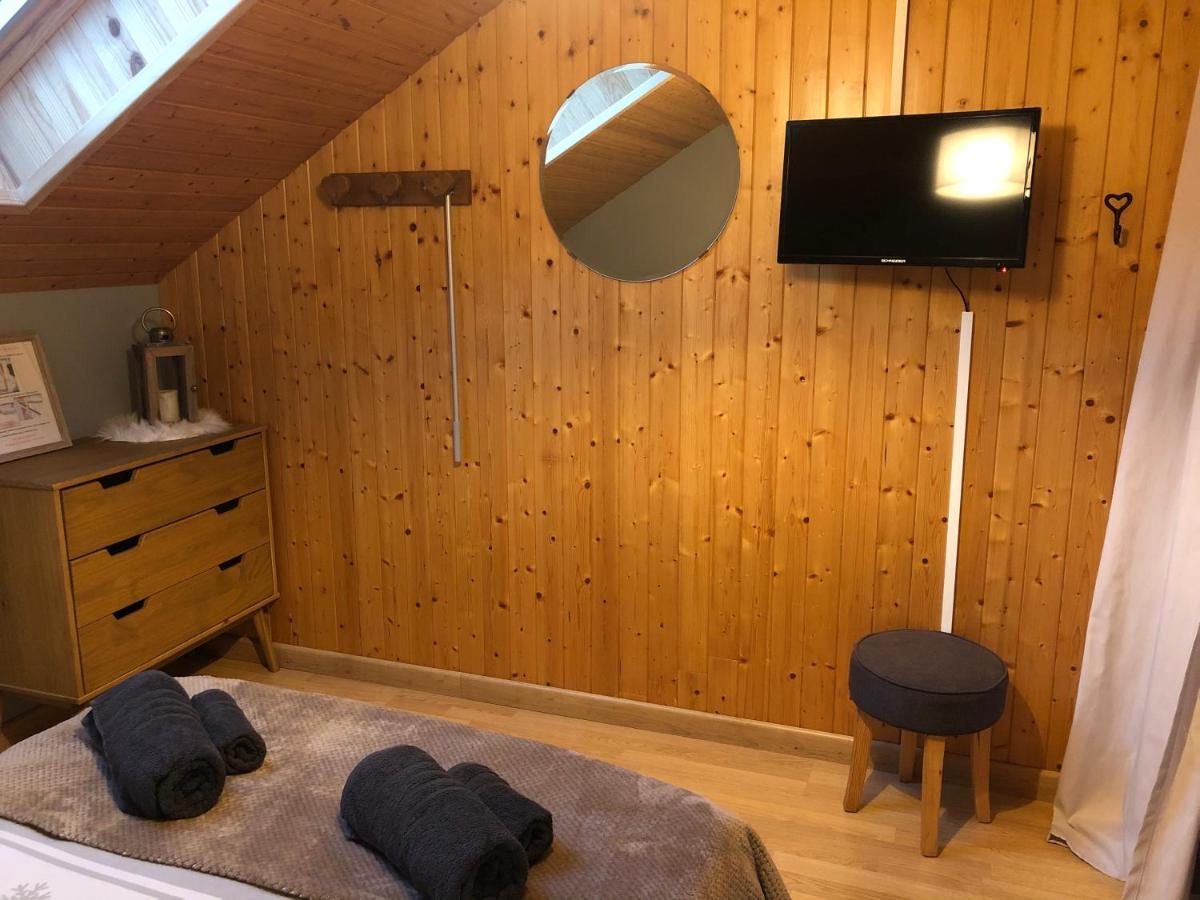 Charmant Appartement 2-4 Personnes Entre Annecy Et Aravis Thônes Esterno foto